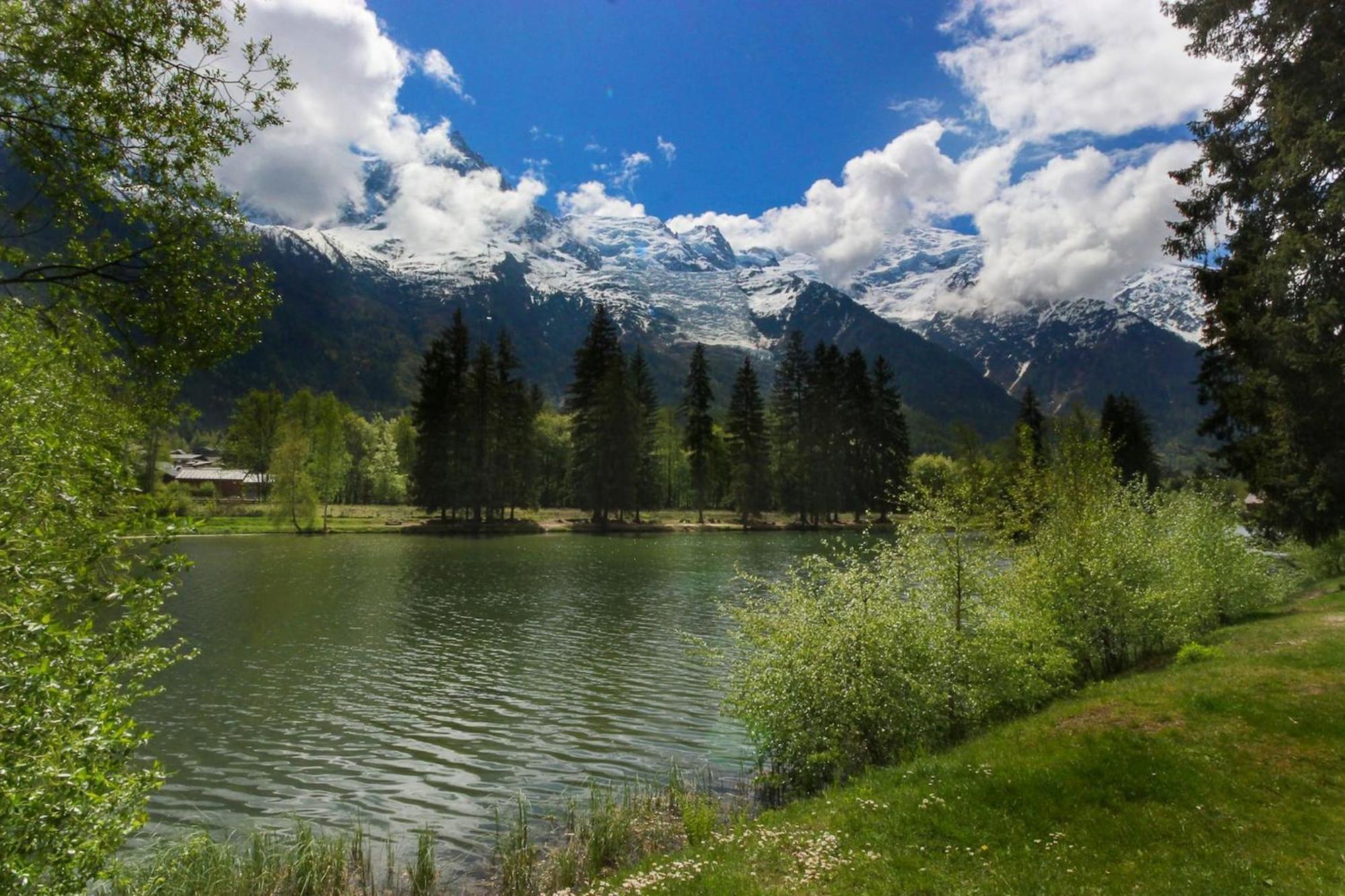 Les Capucins - Calm - Mont-Blanc - Lake Gaillland Шамоні Екстер'єр фото